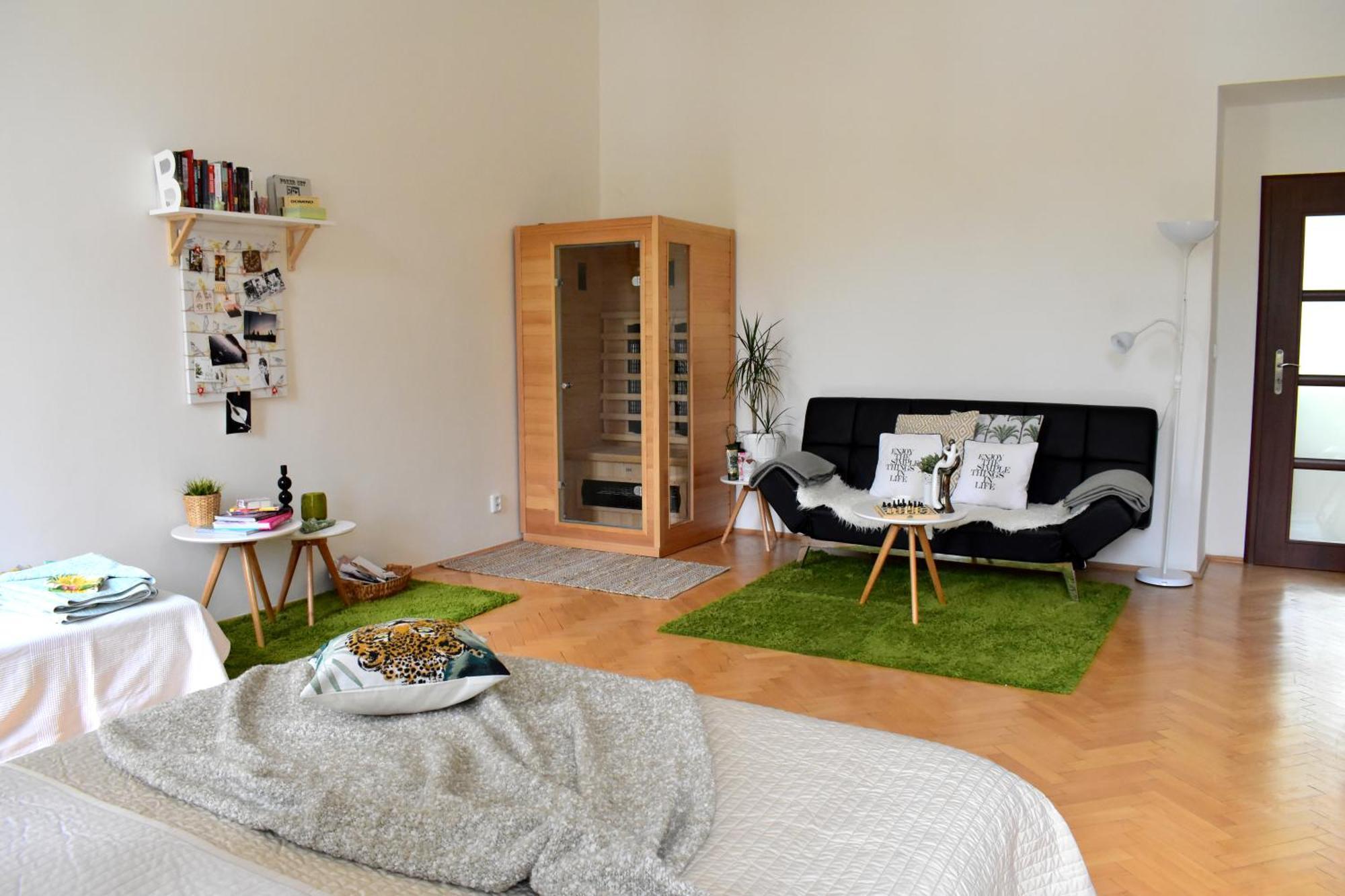 Wellness Apartments Florenc Praga Esterno foto