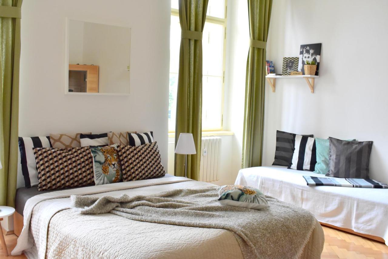 Wellness Apartments Florenc Praga Esterno foto