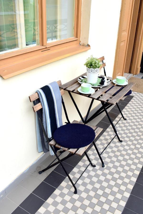 Wellness Apartments Florenc Praga Esterno foto