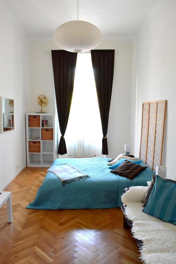 Wellness Apartments Florenc Praga Esterno foto