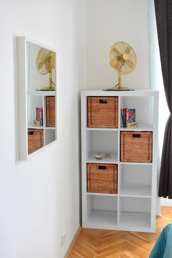 Wellness Apartments Florenc Praga Esterno foto